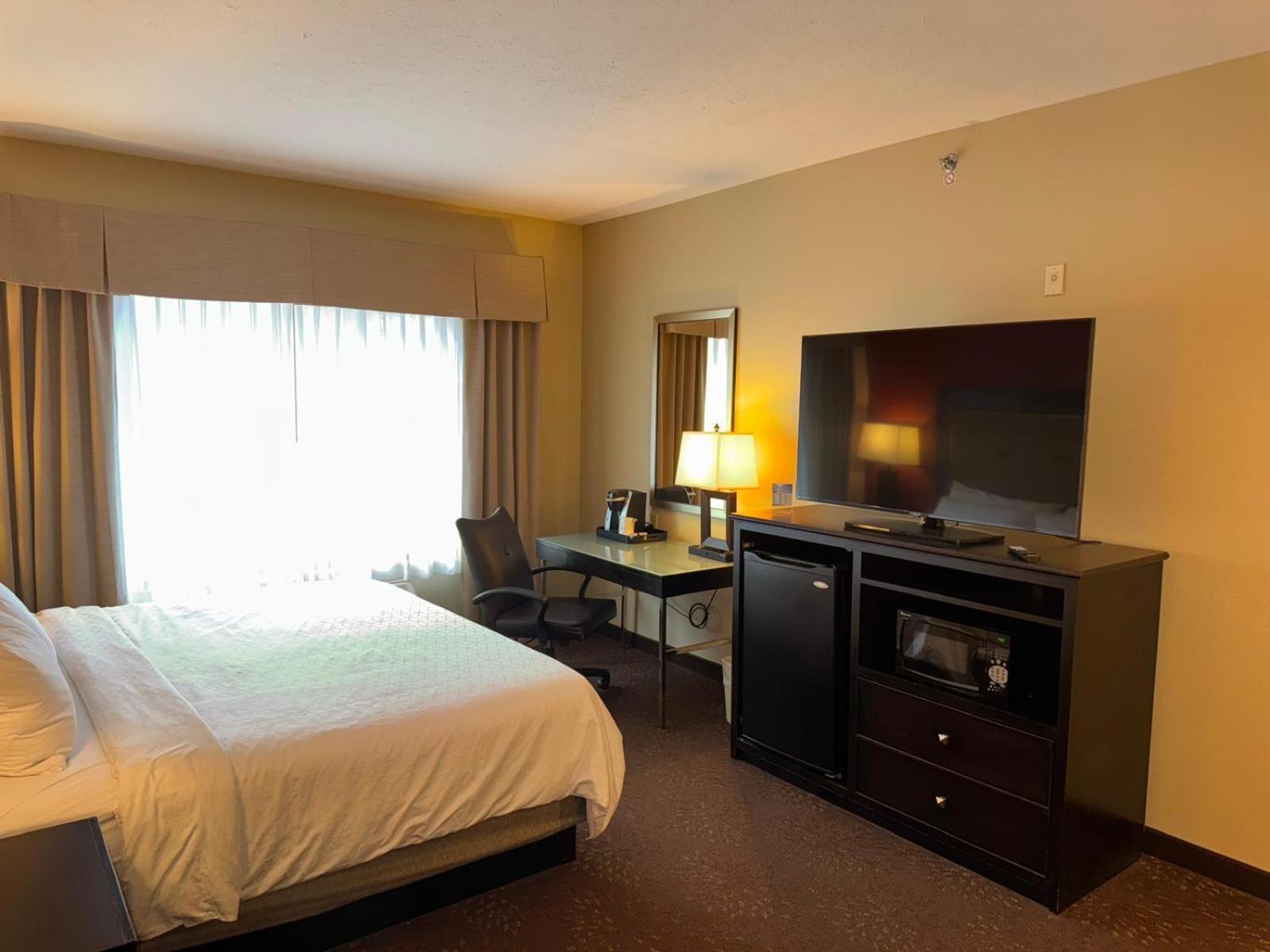 Hotel Wyndham Garden Anchorage Airport Extérieur photo
