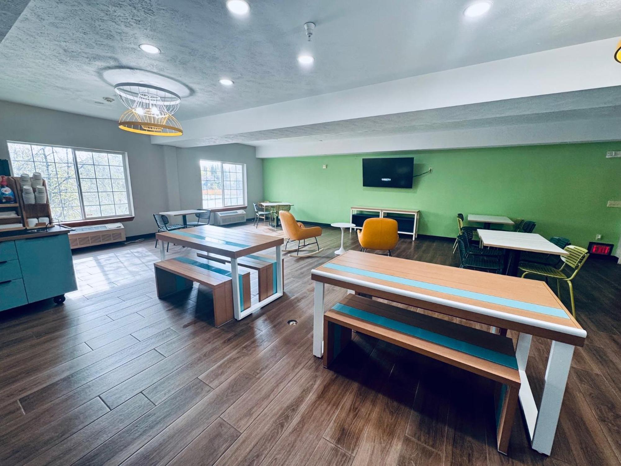 Hotel Wyndham Garden Anchorage Airport Extérieur photo