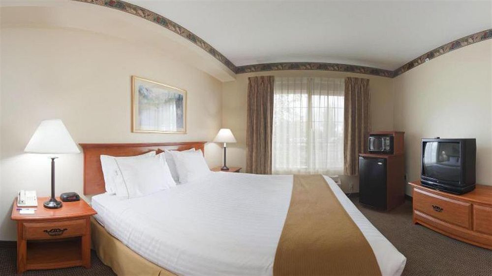 Hotel Wyndham Garden Anchorage Airport Extérieur photo